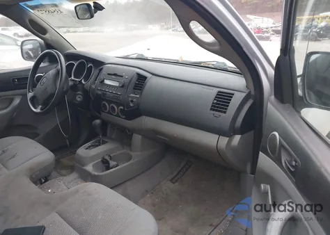 2006 Toyota Tacoma z USA, uszkodzony, nr VIN 5TENX22N36Z148559